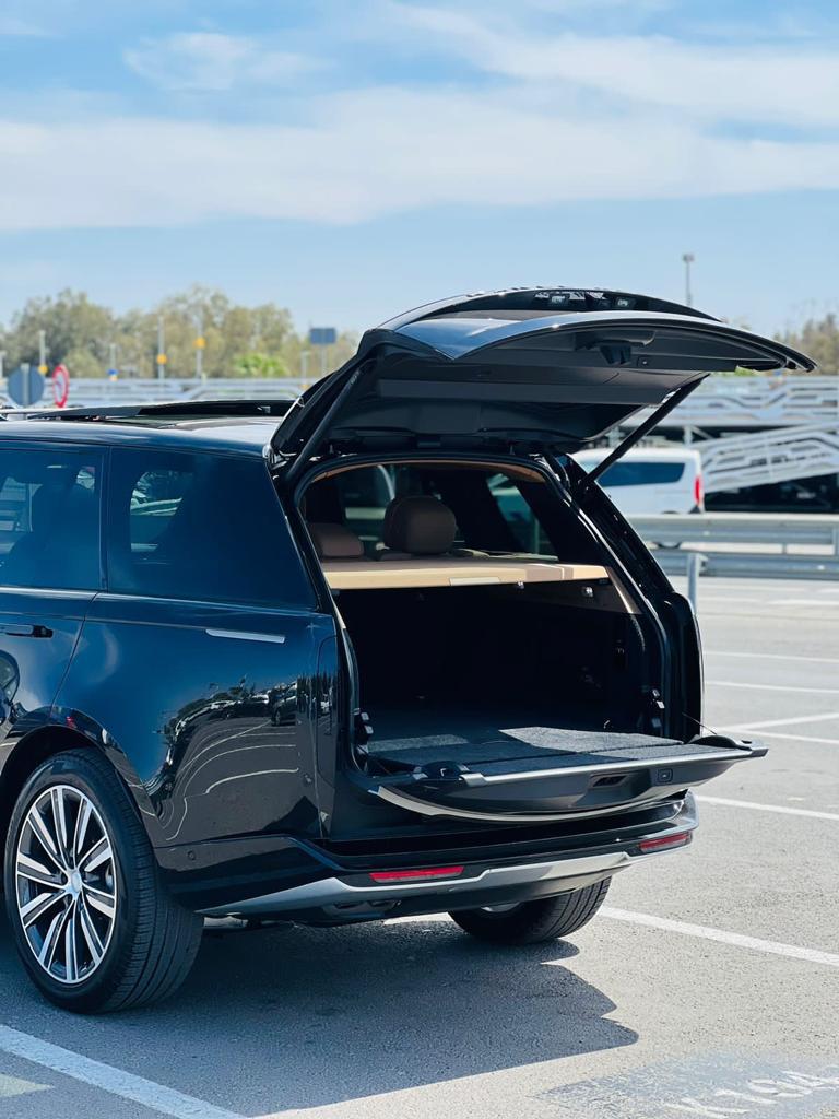 Range_Rover-vogue_2024